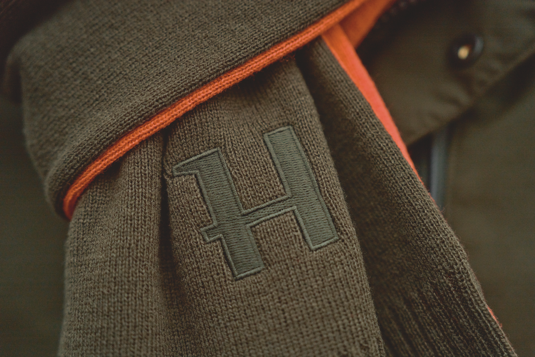 Härkila Reversible Skjerf - Willow green/Orange