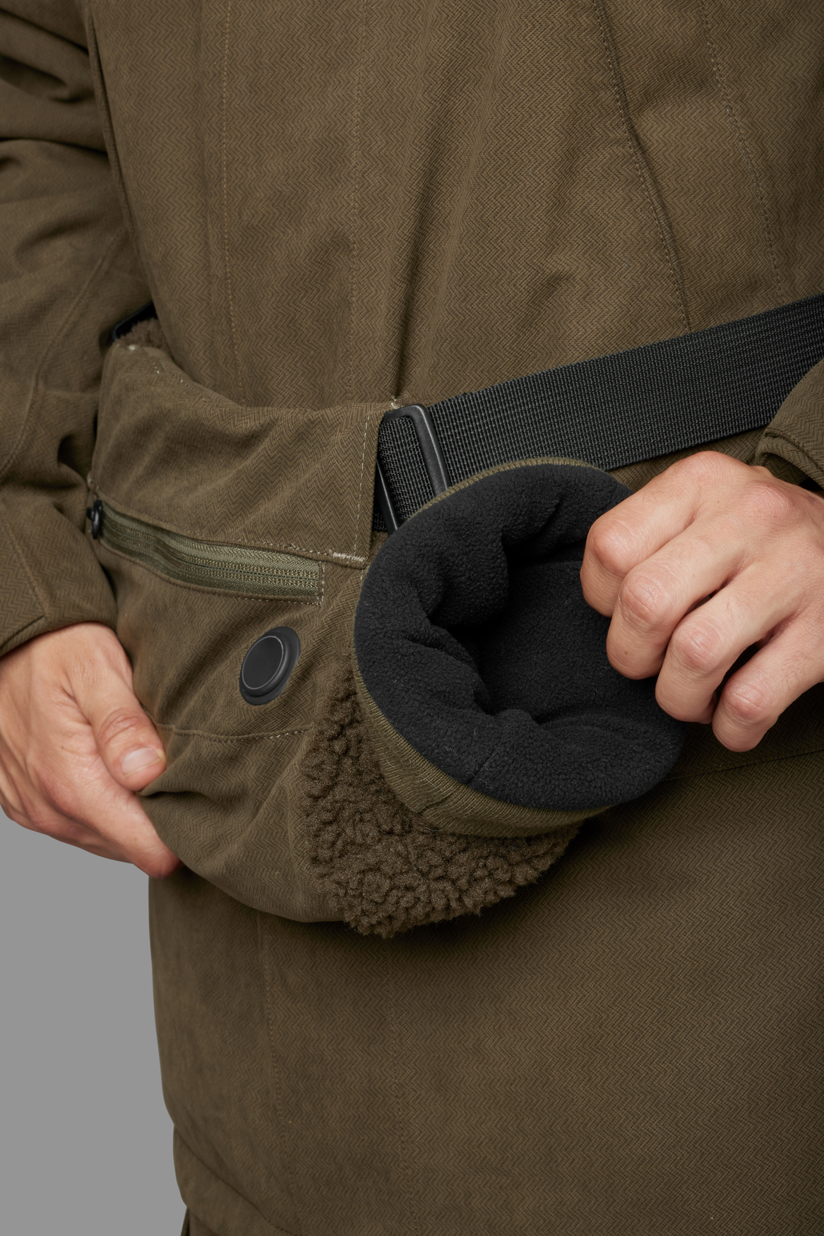 Driven Hunt Heat muff - Willow green