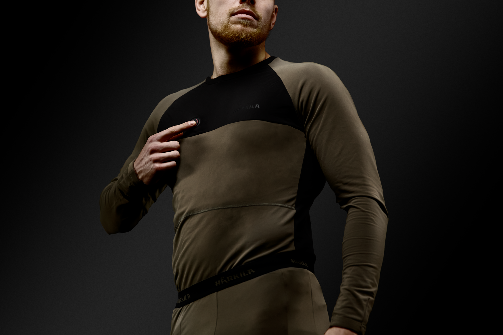 Härkila Heat USB-C L/S t-shirt - Willow green/Black