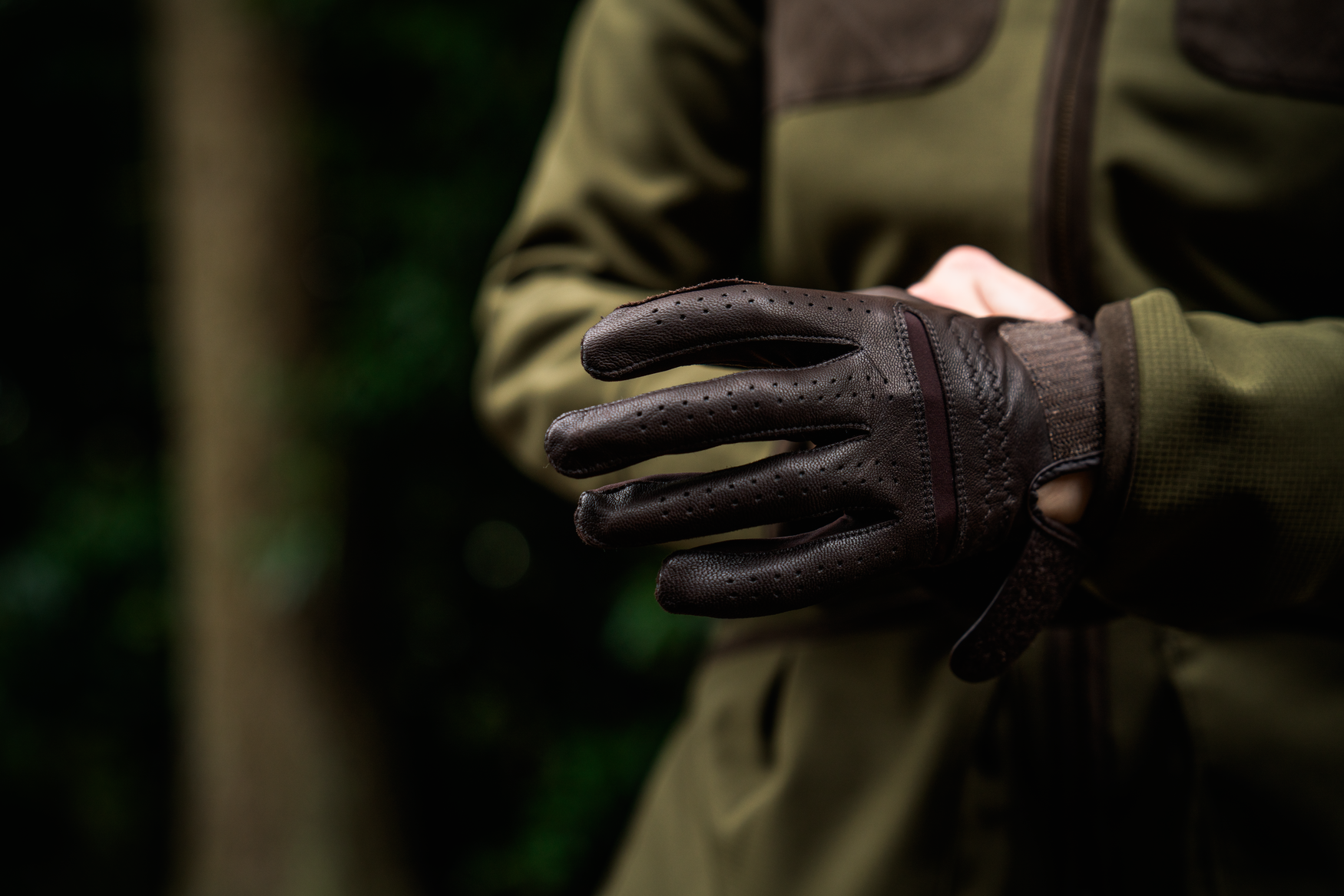 Aim Shooting Gloves - Chocolate Torte