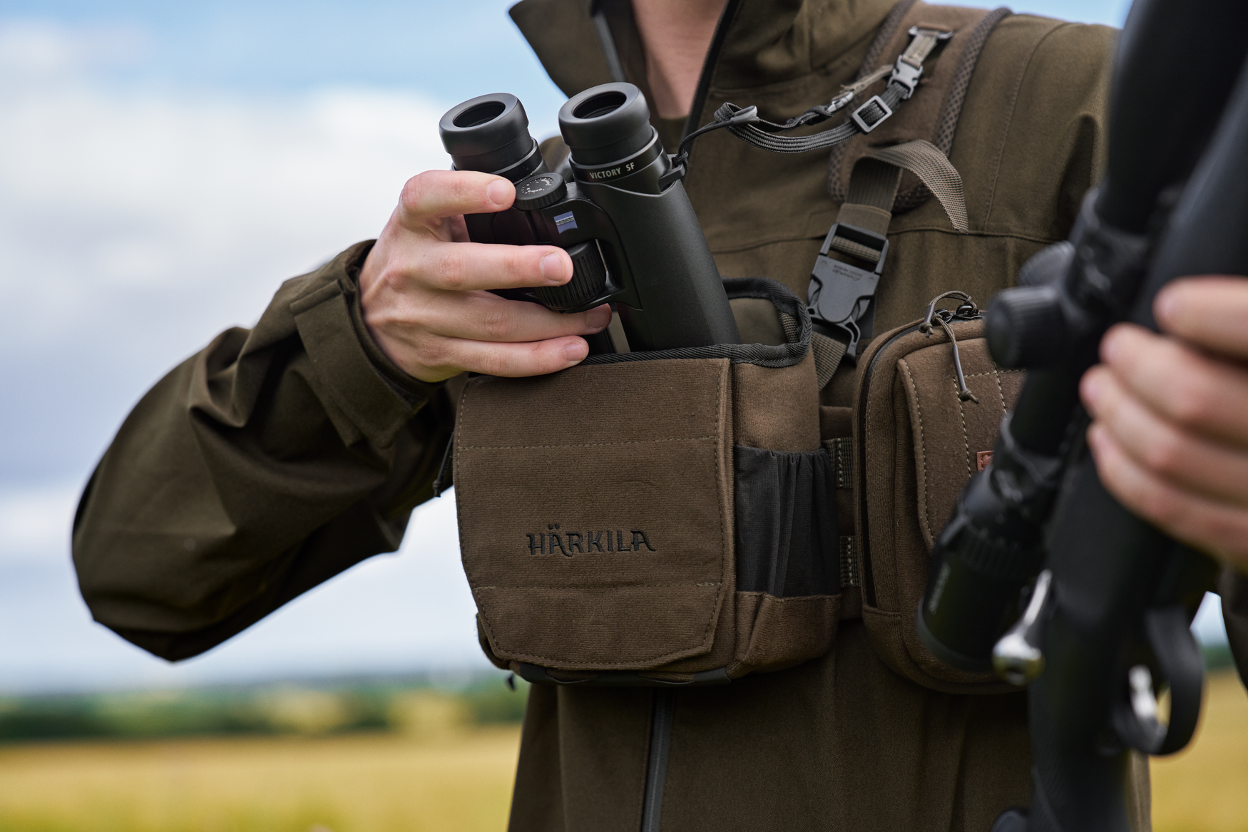 Härkila Bino Harness - Dark willow green