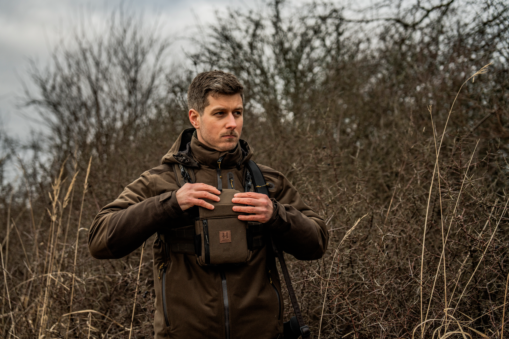 Härkila Bino Harness - Dark willow green