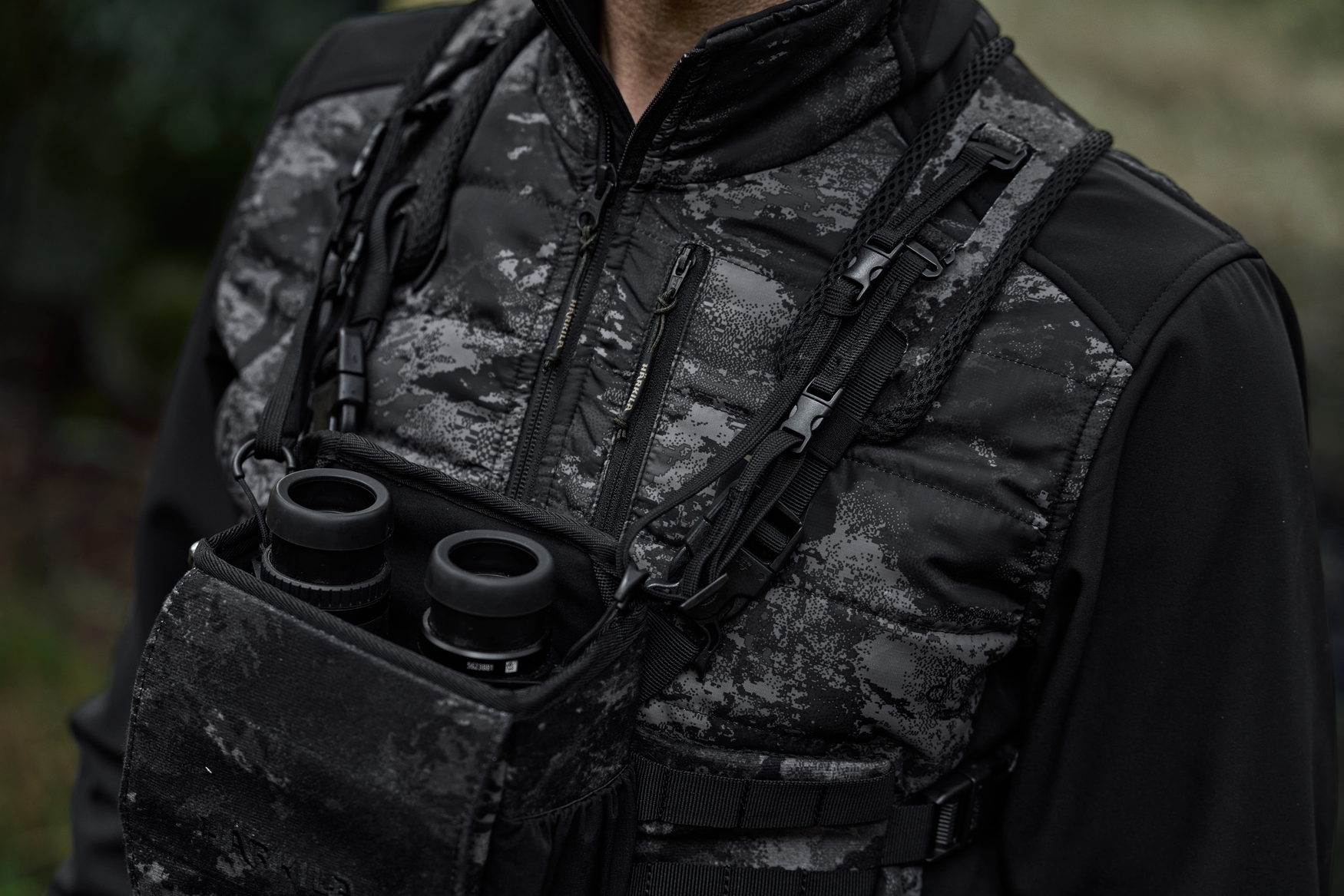 Härkila NOCTYX Bino Harness - AXIS MSP®Black