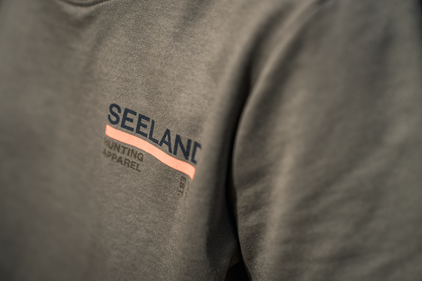 Leala T-shirt - Grape leaf