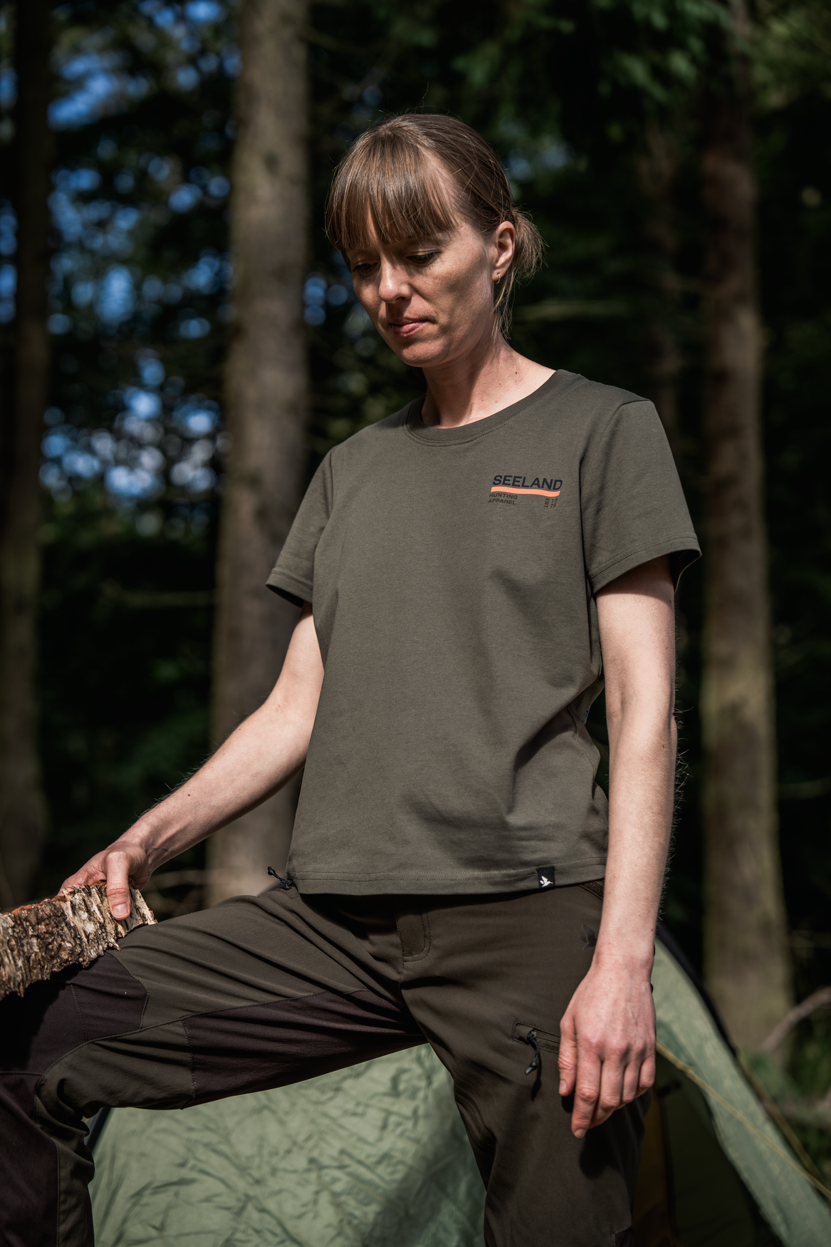 Leala T-shirt - Grape leaf